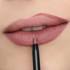 Customer Reviews | Runway Rogue Open Casket, Neutral Lip Color, Neat Nails, Shimmer Lipstick, Neutral Lips, Rose Lip, Lip Contour, High Shine Lip Gloss, Tint Lipstick