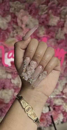 Simple Heels Outfit, Long Acrylic Nail Designs Baddie, Nude Bling Nails, Insta Baddie Nails, Glam Birthday Nails, Blinged Out Nails, Nail Gems