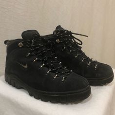 Nike Hiking Boots Nike Hiking Shoes, Nike Hiking, Nike Acg Shoes, Custom Character, Nike Acg, Hiking Shoes, Shoes Men, Men's Nike, Hiking Boots