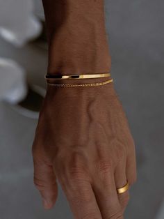 Chain Bracelet featuring Minimal design and extreme durability. Produced out of reclaimed stainless steel and available in silver or gold finish. Men Wrist Accessories, Man Jewelry Aesthetic, Men’s Accessories, Men Jewelry Aesthetic, Men Rings Aesthetic, Mens Gold Bracelet, Male Bracelets, Cool Rings For Men