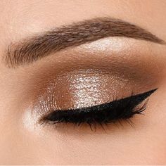 High Pigmented Soft Shadows With A Creamy Texture Specially Designed For The Ultimate Color Pay-Off. These Shadows Provide Bold Color In One Swipe Without Fallout, Creasing, Or Fading. Ice Latte Brand New! Any Questions Ask Before Purchase! No Return! Thanks For Your Visit! Make Up Champagne Color, Dramatic Eye Shadow, Simple Eyeshadow Makeup Looks, Peach Gold Eye Makeup, Pirate Eyeshadow, Smoky Gold Eye Makeup, Gold Glitter Makeup Looks, One Color Eyeshadow Look, Autumn Eyeshadow Looks