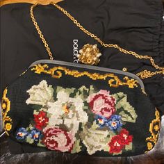 Beautiful New Dolce And Gabbana Runway Embroidered Bag With Certificate And Dust Bag. Also You Have To See Matching Shoes (Check My Listings) Dolce And Gabbana Runway, Matching Shoes, Embroidered Bag, Coin Purse, Dolce And Gabbana, Dust Bag, Bag Lady, Wallet, Gold