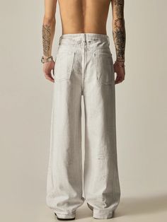 These distressed white wide-leg denim jeans offer a modern twist on a classic style. Made with high-quality denim, they provide both comfort and durability. The distressed detailing adds a touch of edginess, making them a versatile addition to any wardrobe. Perfect for any casual or dressed-up look, these jeans are a must-have for fashion-forward individuals. ■size(cm) Length Waist Hips Hem S 104 74 104 57 M 106 78 108 58 L 108 82 112 59 XL 110 86 116 61 2XL 112 90 120 62 ■model 174cm 61kg L ■ma Modern White Wide-leg Jeans, White Relaxed Fit Flare Jeans, White Wide-leg Flare Jeans With Five Pockets, White Wide Leg Flare Jeans With Five Pockets, White Wide-leg Jeans With Five Pockets, Modern White Cotton Jeans, White Wide-leg Flare Jeans, White Wide-leg Jeans, Trendy White Distressed Jeans