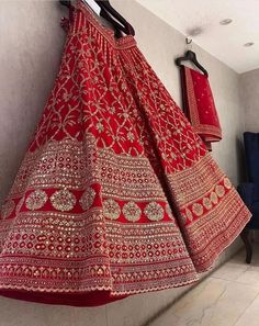 Indian Long Dress, Modest Attire, Lehenga Inspiration, Lehenga Design, Bridal Makeup Images