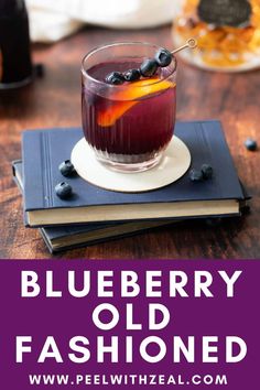 This blueberry old fashioned drink is the blueberry cocktail you need! It is my favorite summer bourbon cocktail recipe. If you are looking for a summer whiskey drink you need to try this! Manly Cocktail Recipes, Whiskey Mixed Drinks Recipes, Blueberry Drinks Alcohol, Blueberry Cocktail Recipes, Blueberry Cocktails, Old Fashioned Recipes Cocktail, Booze Recipes