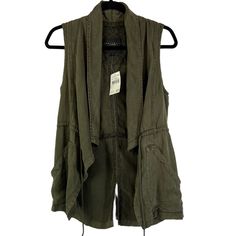 Sanctuary Clothing Los Angeles Relaxed Oversized Fit Olive Brown Color Self 65% Tencel 35% Linen Lining 100% Cotton Pre Shrunk New With Tag Size Xs See Photos For Approx Measurements. A 483 Casual Relaxed Fit Cargo Style Outerwear, Olive Utility Jacket With Cargo Pockets For Fall, Khaki Cotton Outerwear For Layering, Spring Military Outerwear With Cargo Pockets, Khaki Tops For Outdoor Activities In Fall, Khaki Tops For Fall Outdoor Activities, Casual Cargo Style Outerwear For Fall, Cotton Utility Jacket For Layering, Spring Utility Cargo Outerwear