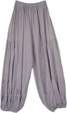 A sober chic perfect pair of light summer loose-balloon rayon harem pants - without the usual tie-dye - are just what you may need for the season, with their comfy fabric and snug waist they are sure to make you feel great. The pants have an elastic waist and elastic on the ankles for ease of comfort. #tlb #SplitSkirtsPants #Yoga #greyhippiesummerpants #greygypsypants Hippie Summer, Harem Trousers, Split Skirt, Grey Outfit, Clothing Inspiration, Summer Pants, Light Summer, Skirt Pants, One Size Fits All