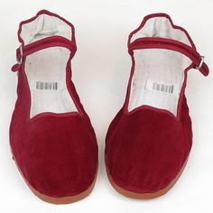 Women's Chinese Classic Mary Jane Velvet Shoes Maroon Red Velvet with Rubber Soles Sizes 35 - 41 Women's Shoe Size Conversion: 35 = 5 = 9.25" 36 = 6 = 9.5" 37 = 7 = 9.75" 38 = 8 = 10" 39 = 9 = 10.25" 40 = 10 = 10.5" 41 = 11 = 10.75" New Thank you! Chinese Style Shoes, Mary Shoes, White Mary Jane Shoes, Earthy Outfits, Velvet Shoes, Maroon Red, Jane Shoes, Shoe Size Conversion, Mary Jane Shoes