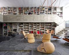 the library is full of books and chairs