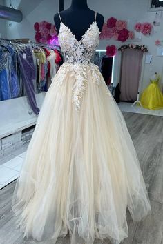 Cream Dress Formal, Hot Prom Dress, Champagne Prom Dress, Senior Prom Dresses, Pink Homecoming Dress, Lace Prom Dress, Lace Wedding Dresses, Wedding Dresses For Sale, Prom Dresses Online