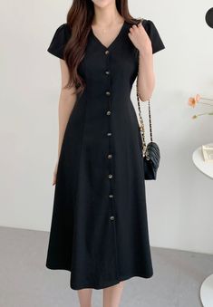 Korean Fashion Dress Casual Outfit Women, Modest Girly Outfits Casual, Church Dresses For Women Classy Simple, Women Modest Outfits, Dress Korean Style Simple, Style Dress Korea, Work Outfit Dress, Outfits Black Women Spring, Korean Dress Casual