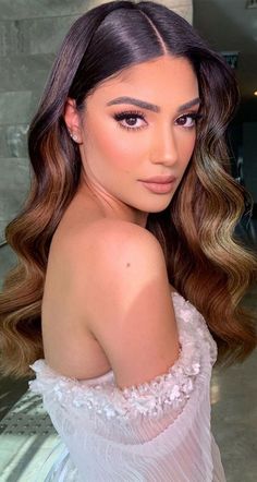 Bridal Hair Down, Engagement Hairstyles, Hair Bride, Bridesmaid Hair Makeup, Bold Lip, Hairstyles Bridesmaid, Long Hair Wedding Styles, Smoky Eyes, Wedding Makeup Looks