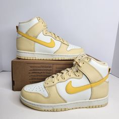 Nike Dunk High Size 8.5 Women Pale Vanilla/Topaz Gold-Sail Sku: Dd1869-201 100% Authentic Brand New Without Box Any Questions? Make Sure To Ask Price Firm Cream Sneakers With Round Toe, Cream Sneakers With Round Toe And Medium Fit, Nike Cream High-top Sneakers With Cushioned Footbed, Nike Cream High-top Sneakers, Nike Air Max Verona, Nike Air Max Excee, Nike Air Vapormax Flyknit, Custom Nike Shoes, Floral Sneakers