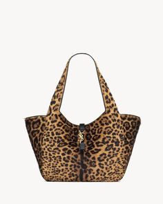 Leopard Print Accessories, Bucket Bag Style, Leopard Print Tote, Leopard Print Bag, Leopard Bag, Fall Bags, Paris Mode, Donatella Versace