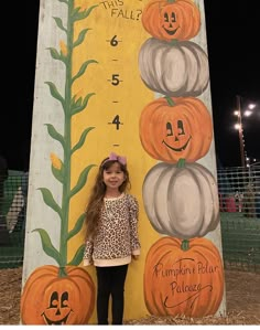 Fall Fest Arts And Crafts, Fall Carnival Photo Booth, Pumpkin Patch Photo Props, Fall Photo Cutout Board, School Fall Festival Decorations, Fall Festival Elementary School, Fall Festival Photo Cutout, How Tall This Fall, Fall Festival Photo Backdrop Ideas