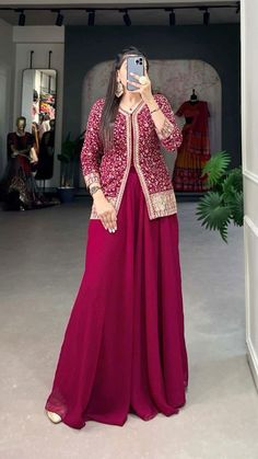 Plazo Long Kurti Design, Fancy Traditional Outfits, Dress For Shadi Function, Lehnga With Kurti Design, Pink Plazo Outfit, Kurti Lehenga Designs, Wedding Functions Outfits, Kurti For Wedding Function, Plaza With Kurti