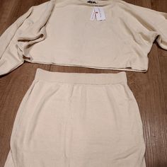 New Never Wore With Tags Beige Casual Loungewear Skirt, Beige Casual Skirt For Loungewear, Casual Beige Loungewear Skirt, Casual Beige Skirt For Loungewear, Casual Winter Loungewear Skirt, Top With Skirt, Striped Off Shoulder Top, Bow Sweater, Sweater Fits