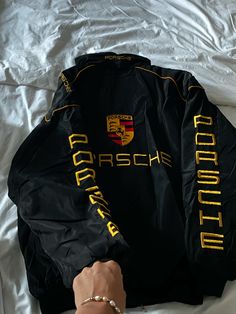 Porsche Clothes, Porsche Jacket, Need Money For Porsche, Vintage Racing Jacket, Race Outfit, Guys Clothing Styles, Racing Jacket, Need Money, Streetwear Men Outfits