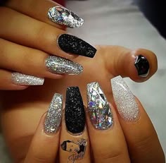 Nails Gorgeous, Nail Design Glitter, Emerald Nails, Nails Bling, Pride Nails, Nails Elegant, Nagellack Trends, Nails Classy