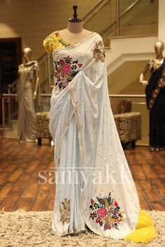 Georgette Saree Party Wear, Bollywood Designer Sarees, Designer Sarees Wedding, Indian Bride Outfits, Alice Blue, Silk Saree Blouse Designs, Indian Gowns Dresses, Designer Saree Blouse Patterns