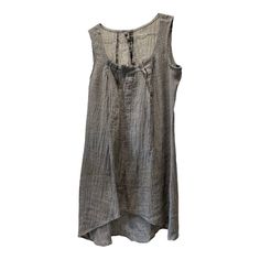 Nwt!! Stella Carakasi Gray Sleeveless Tunic/Dress. Pleat Detail At Neckline. Vertical Seaming On Back. 100% Hemp. Fabric Has A Crinkled Gauze Look To It. High-Low Hem. Approximate Measurements: Pit To Pit: 19” Length: 29” - 36” Hemp Dress, Hemp Fabric, Sleeveless Tunic, High Low Hem, Tunic Dress, High & Low, High Low, Womens Dresses, Grey