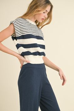 This sophisticated knit top boasts a classic striped pattern, perfect for elevating any outfit. Its elegant yet casual design makes it versatile for any occasion. Complete the look by pairing it with the matching pants, sold separately. Striped Sweater Outfit, Summer Knitwear, Designer Bra, Navy Style, Curvy Jeans, Matching Pants, Mother Denim, Casual Design, Knitted Top