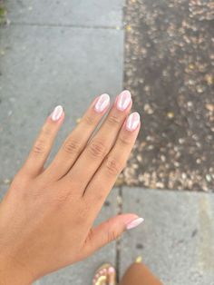 Basic Nails No Design, Creamy White Chrome Nails, Clear Dip Nails With Design, Simple Powder Nails, Gel Nails Ideas Chrome, Gel Nails Ideas Short Almond, Natural Hoco Nails, Dip Powder Nails With Chrome, Nail Inpos Ideas Short