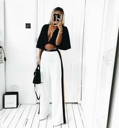 Pants For Summer, Striped Wide Leg Trousers, Neue Outfits, Sports Trousers, Outfit Women, Pinterest Fashion, Looks Style, How To Style, Look Chic