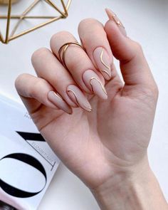 Mail Almond Design, Abstract Minimalist Nails, Simply Elegant Nails, Short Clear Almond Nails, Natural Color Nails With Design, Gold Neutral Nails, Nude With Gold Nails, Clear Base Nail Design, Gold Sun Nails