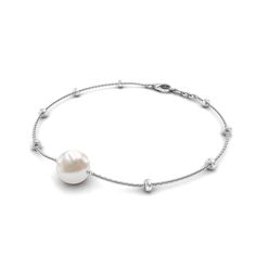 Product Details The Freshwater Pearl Chain Bracelet is a stunning piece of jewelry that exudes elegance and grace. Featuring a beautiful freshwater pearl as the centerpiece of the design, this bracelet is perfect for adding a touch of sophistication to any outfit. The delicate gold chain is complemented by a series of intricately crafted beaded accents that give the bracelet a unique and stylish look. The bracelet is handcrafted from high-quality materials and is designed to last, making it the perfect gift for a loved one or a well-deserved treat for yourself. Whether worn on its own or paired with other accessories, this bracelet is sure to become a cherished part of your jewelry collection. Product Information SKU SHP-BRACELET022210426 Weight 2.40 gm (Approximate) FRESHWATER PEARL INFOR Delicate Gold Chain, Pearl Chain, Arm Band, Chain Bracelet, Gold Chain, Gold Chains, Fresh Water, Freshwater Pearls, Jewelry Collection