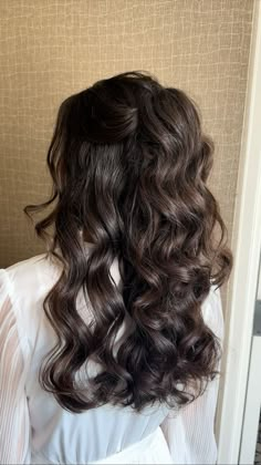 Loose Curled Half Up Half Down, Half Up Half Down Hair Formal Curls, Cute Curled Hairstyles For Long Hair Half Up Half Down, Curled Hairstyles For Medium Hair Hoco, Half Up Do With Curls, Bouncy Half Up Half Down, Cute Hair Half Up Half Down, Thick Hair Half Up Half Down, Wedding Curls Half Up