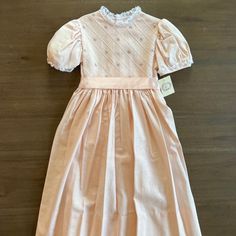 Formal Dress Satin, Woven Flowers, Prom Attire, Matching Sisters, Cute Short Dresses, Blush Pink Color, Girls Pink Dress, Lace Formal Dress, Dress Satin