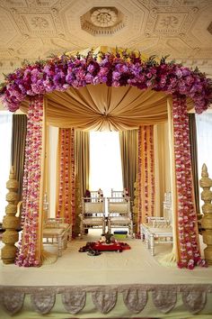 Wedding Ceremony Ideas, Indian Wedding Inspiration, Desi Wedding, Wedding Decor Elegant, Stage Decorations