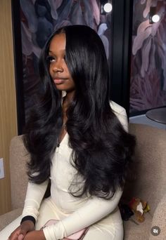 Long flowing hair | Soft barrel curls   Shop and view the best d*mn hair extensions and accessories from the official D Hair - Boutique online website.   Dhair Dallas  14760 Preston Rd Suite 116, Dallas, TX 75254  Dhair Houston  3929 Richmond Ave, Houston, TX 77027   Dhair Arlington  3701 S Cooper St Suite 163, Arlington, TX 76015  Dhair Brooklyn  274 Flatbush Ave, Brooklyn, NY 11217   #rawhair  #hairextensions  #indianhair  #weave  #blackwomen #hairextensions  #luxury  #coils  #kinky  #curly #wavy  #dhair  #hairinspiration  #protective  #wavy  #straight #curlyhair  #blackwomen  #curlyweave Short Box Braids Hairstyles, Frontal Wig Hairstyles, Big Box Braids Hairstyles, Barrel Curls, Hair Boutique, Flowing Hair, Dyed Hair Inspiration, Cute Box Braids Hairstyles, Blowout Hair