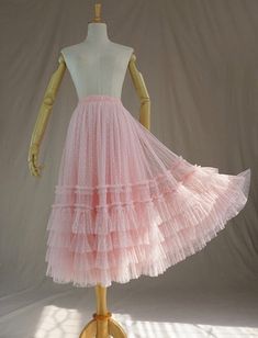 Lovecore Clothes, Pastel Oc, Custom Tulle Skirt, Midi Rock Outfit, Tutu En Tulle, Tulle Skirts Outfit, Pink Tulle Skirt, Red Plaid Skirt, Tulle Maxi Dress