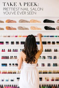 The prettiest nail salon More Nail Color Combinations, Nail Salon Decor, Nail Salon Design, Salon Business, Beauty Studio, Nail Studio, Salon Design, Beauty Saloon