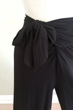 Chic Tie Waist Bottoms For Night Out, Elegant Loungewear Pants With Tie Waist, Fitted Tie Waist Bottoms For Loungewear, Fitted Loungewear Bottoms With Tie Waist, Elegant Fitted Pants With Tie Waist, Stretch High Waist Bottoms With Tie Waist, Chic Stretch Belted Bottoms, Fitted Wide Leg Pants With Tie Waist, Chic Bottoms With Tie Waist