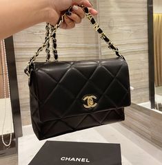 PRODUCT DETAILS Includes Shipping bags, dustbag sleeper, care manual, booklet, tag. Brown Handbag, Evening Clutch Bag, Top Collection, Branded Bags, Tote Backpack, Kids Bags, Chanel Bag, Chanel Classic, New Arrival