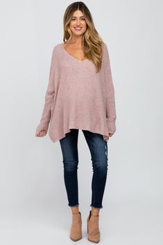 A speckled maternity sweater featuring long drop sleeves, a hi-low hemline, and a v-neckline. The Mauve Speckled Oversized Maternity Sweater is perfectly bump-friendly! Maternity Sweater, Maternity Clothes, Bump, Blush Pink, Bell Sleeve Top, Women's Top, How To Wear, Clothes