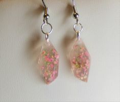 Queen Anne's Lace Pink Pressed Flower Earrings, dried flower earrings, botanical jewelry, confetti earrings, terrarium earrings Pink Pressed Flower Drop Earrings, Pink Drop Earrings With Pressed Flowers, Pink Dangle Earrings With Pressed Flowers, Pink Resin Flower Earrings With Pressed Flowers, Pink Flower Earrings With Resin And Ear Wire, Pink Resin Flower Earrings With Ear Wire, Dried Flower Earrings, Pressed Flower Earrings, Queen Annes Lace