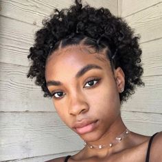 Rubber Band Hairstyles, Twa Hairstyles, Short Hair Black, 4c Natural Hair, Natural Hair Styles Easy, Penteado Cabelo Curto, Hairstyles For Black Women