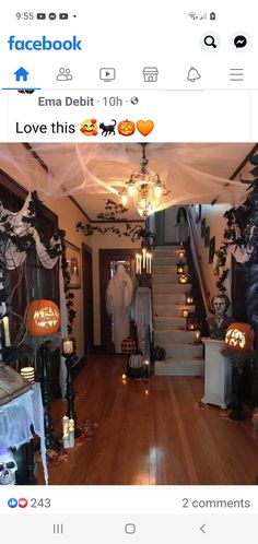 an image of a room with halloween decorations on the walls and in the middle of it