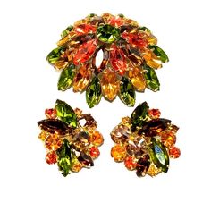 Beautiful Vintage Rhinestone Brooch And Earring Set Juliana The Stunning Domed Brooch Is 2.25" In Diameter. With Matching Earrings. Juliana Jewelry, Vintage Rhinestone Brooch, Rhinestone Brooches, Vintage Rhinestone, Green Orange, Green And Orange, Matching Earrings, Earring Set, Brooches