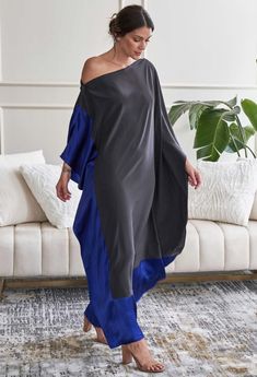 Eco Friendly Caftan -Charcoal and Cobalt Silk Boatneck Caftan – ocean+main Caftan Tunic, Beautiful Maxi Dresses, Classy Dress Outfits, By The Ocean, Dressed To Kill, Classy Dress, Favorite Dress, Main Street, Boat Neck