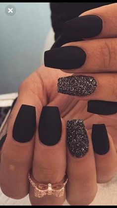 Black Coffin Acrylic Nails With Glitter, Mac Nails Designs, Black Gray Sparkle Nails, Hair Stylist Nail Art, 2023 Black Nails, Black Nails With One Glitter Nail, Nail Inspo For Black Prom Dress, Homecoming Nail Ideas For Black Dress, Nail Ideas For Prom Black