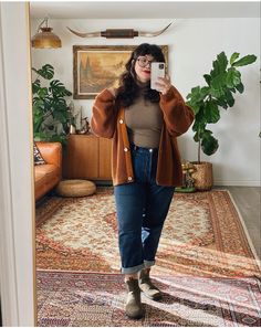 Style Blundstone Boots, How To Style Blundstone Boots, Blundstone Outfit, Female Street Style, Blundstone Women, Bookish Style, Blundstone Boots, Plus Size Fall Outfit, 2024 Outfits