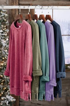 The soft-washed color you love, in an updated longer-length style that pairs beautifully with leggings or slim jeans. | Women's Colorwash Tunic Sweatshirt Top - Garnet - XS Tunic Tops Outfit, Classic Fashion Looks, Ladies Long Top, Women Fall Tops, Size 16 Women, Stylish Fall Outfits, Long Tunic Tops, Mama Style, Tunic Sweatshirt