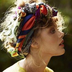 Foulard : 60 coiffures faciles ! Frida Gustavsson, Hair Envy, Hair Dos, Scarf Hairstyles, Hair Accessories For Women, Hair Day, Beauty Inspiration, Head Scarf, Pretty Hairstyles