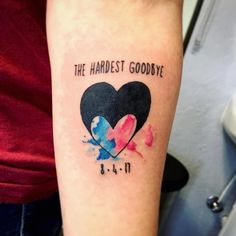 Some women who experience miscarriage and infant loss are choosing a permanent type of memorial: tattoos. Check out these lovely ones. Tattoo Stay Strong, Hardest Goodbye, Sunflower Tattoo Shoulder, Remembrance Tattoos, Small Tattoos With Meaning, Tattoos Skull, Tatuaje A Color, Memorial Tattoo, E Tattoo