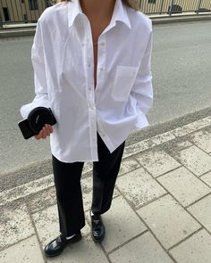 White Shirt Outfits, Loafers Outfit, Chique Outfits, Looks Party, Mode Casual, 가을 패션